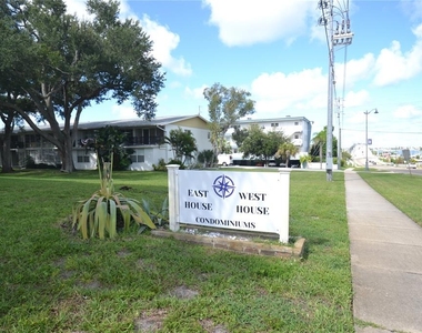 2944 W Bay Drive - Photo Thumbnail 29