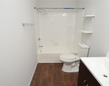 8645 Fancy Finch Drive - Photo Thumbnail 33