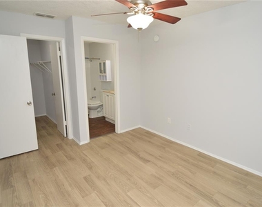 8645 Fancy Finch Drive - Photo Thumbnail 40