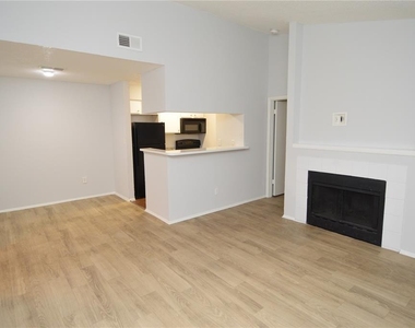 8645 Fancy Finch Drive - Photo Thumbnail 13