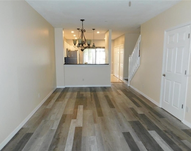262 Countryside Key Boulevard - Photo Thumbnail 4