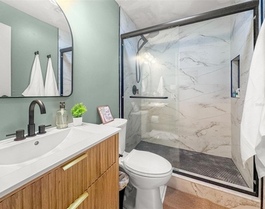 2700 Bayshore Boulevard - Photo Thumbnail 32