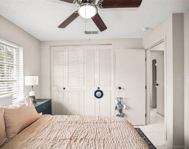 2700 Bayshore Boulevard - Photo Thumbnail 23