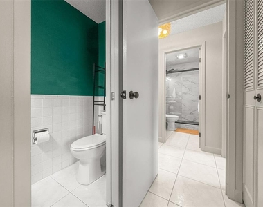 2700 Bayshore Boulevard - Photo Thumbnail 30
