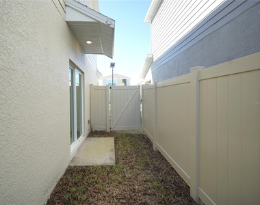 10536 Sage Canyon Drive - Photo Thumbnail 22