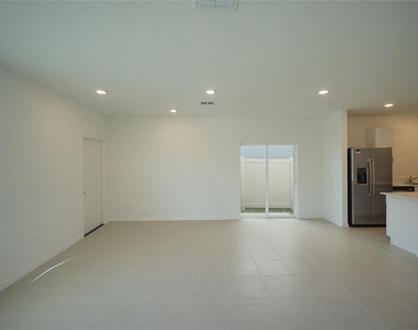 10536 Sage Canyon Drive - Photo Thumbnail 8