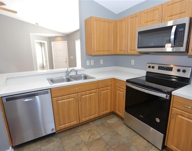 5826 Tanagerlake Road - Photo Thumbnail 6