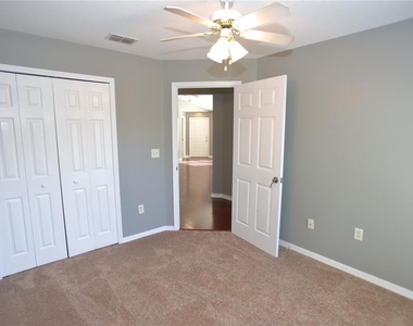 5826 Tanagerlake Road - Photo Thumbnail 14