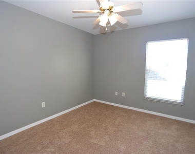5826 Tanagerlake Road - Photo Thumbnail 16