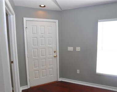 5826 Tanagerlake Road - Photo Thumbnail 2