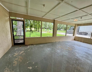 4211 9th Street E - Photo Thumbnail 13