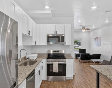 1931 Oxnard Court - Photo Thumbnail 16