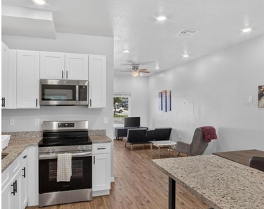 1931 Oxnard Court - Photo Thumbnail 17