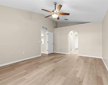 352 Clearfield Avenue - Photo Thumbnail 21