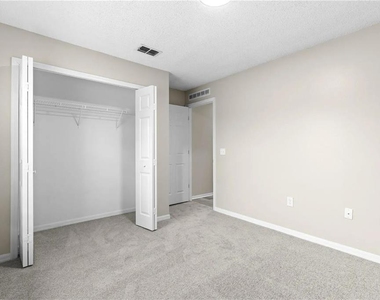 352 Clearfield Avenue - Photo Thumbnail 28