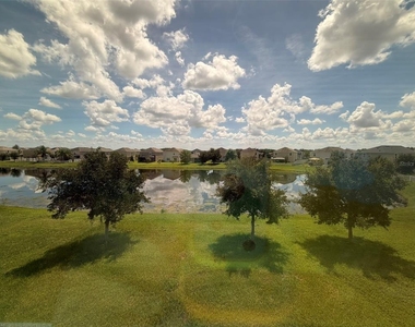 7557 Tuscan Bay Circle - Photo Thumbnail 18