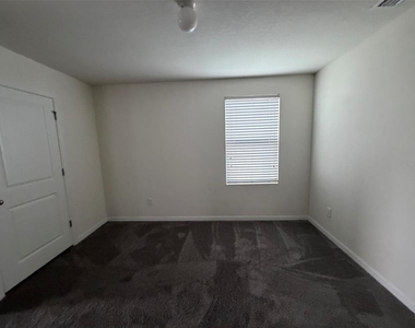 7557 Tuscan Bay Circle - Photo Thumbnail 5