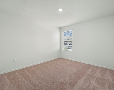 13347 Tula Loop - Photo Thumbnail 15