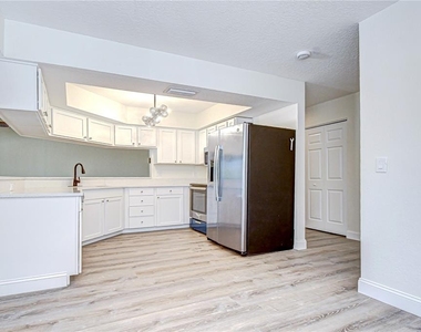 9731 62nd Avenue N - Photo Thumbnail 19