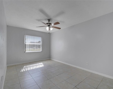 9942 Turf Way - Photo Thumbnail 22