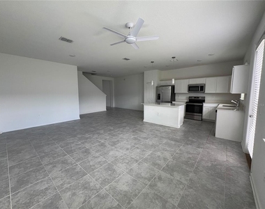 281 Bogey Drive - Photo Thumbnail 5