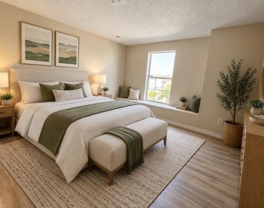 560 Bristol Circle - Photo Thumbnail 13