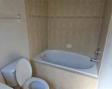 1055 La Mirada Court - Photo Thumbnail 20