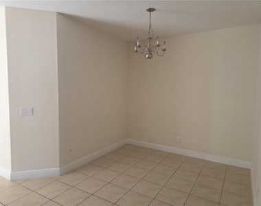 1055 La Mirada Court - Photo Thumbnail 12