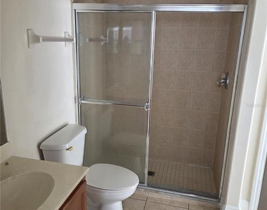 1055 La Mirada Court - Photo Thumbnail 6