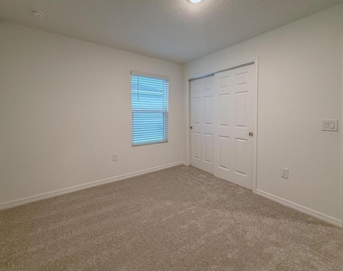 438 Marion Loop - Photo Thumbnail 28