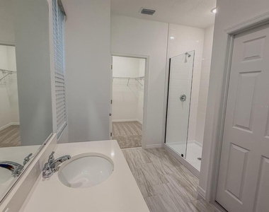 438 Marion Loop - Photo Thumbnail 17