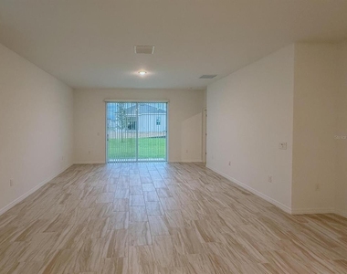 438 Marion Loop - Photo Thumbnail 6