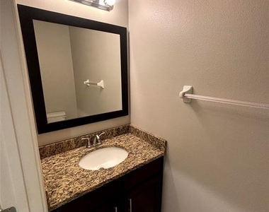 8171 Roseville Boulevard - Photo Thumbnail 24