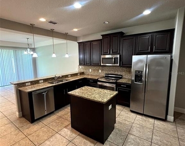8171 Roseville Boulevard - Photo Thumbnail 13