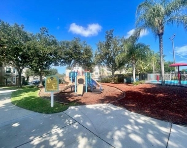8102 Princess Palm Lane - Photo Thumbnail 17