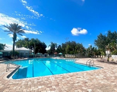 8102 Princess Palm Lane - Photo Thumbnail 15