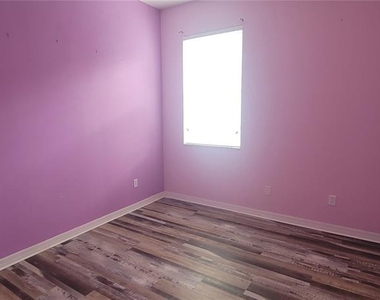 9382 Mustard Leaf Drive - Photo Thumbnail 13