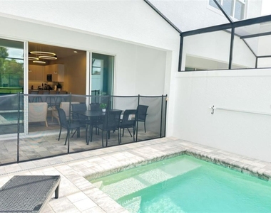 17406 Serenidad Boulevard - Photo Thumbnail 15