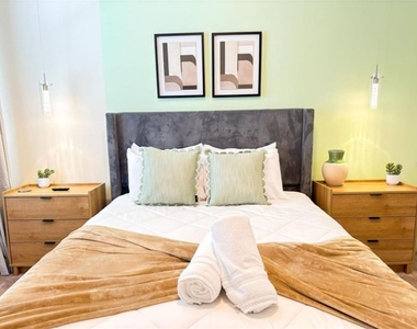 17406 Serenidad Boulevard - Photo Thumbnail 10