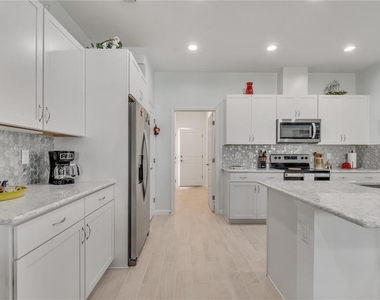 518 Daiquiri Place - Photo Thumbnail 27