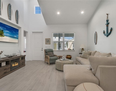 518 Daiquiri Place - Photo Thumbnail 9