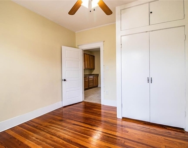 412 E Tillman Avenue - Photo Thumbnail 8
