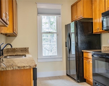 412 E Tillman Avenue - Photo Thumbnail 30