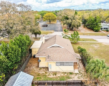412 E Tillman Avenue - Photo Thumbnail 38