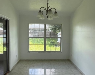 30 Hemlock Terrace Way - Photo Thumbnail 4