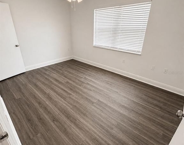 1181-1181 Bentley Road - Photo Thumbnail 11