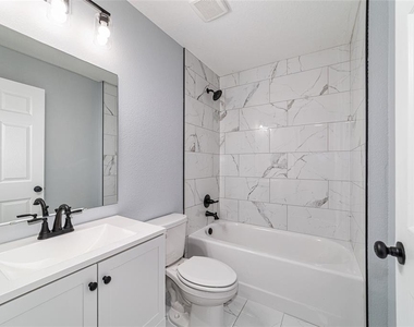 4919 Nw 61st Court - Photo Thumbnail 32