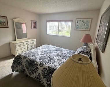 9726 Sw 94th Avenue - Photo Thumbnail 13
