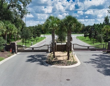 2949 Muller Oak Loop - Photo Thumbnail 16