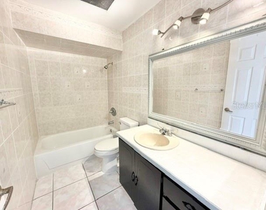 1084 Shepherd Avenue - Photo Thumbnail 7